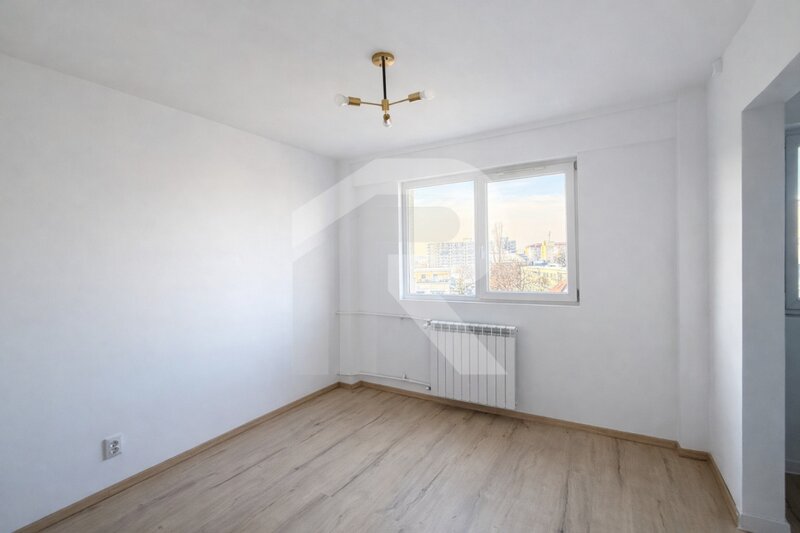 Teiul Doamnei nr. 108, de vanzare garsoniera, ideal investitie.